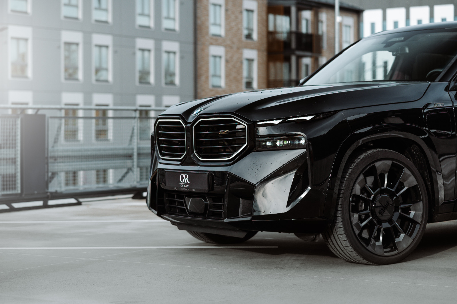 bmw_1.jpg