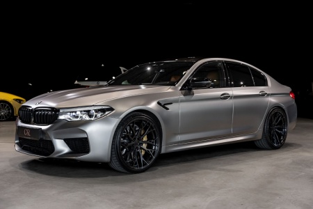 BMW  M5